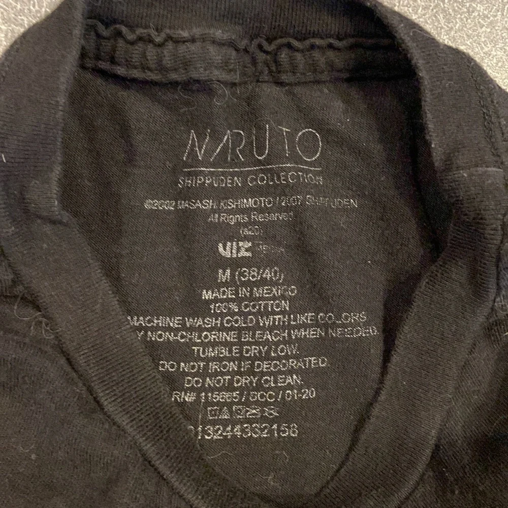 Naruto Uzumaki anime t-shirt (med) - Picture 2 of 4